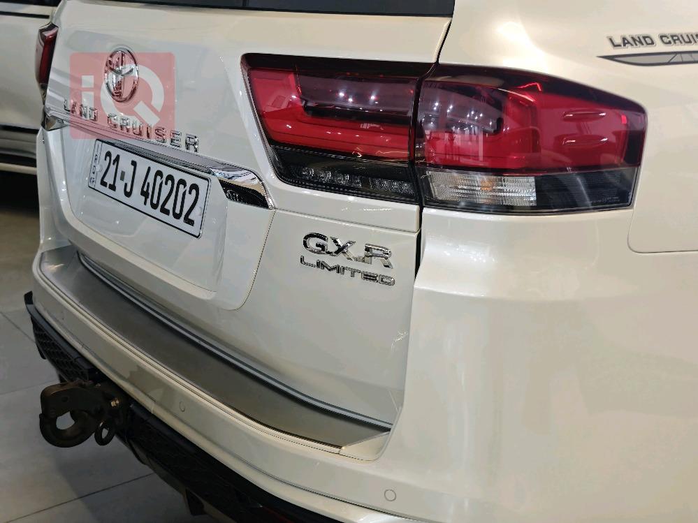 تويوتا لاندكروزر